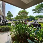 Oyo 93364 Apartement Grand Sentraland By King Property